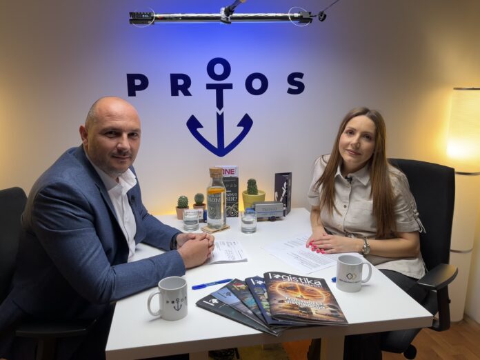 IMG_7176_Original PROTOS